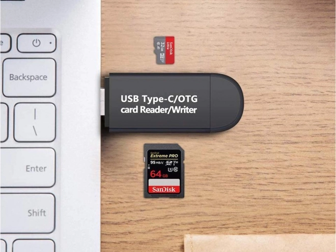 Univerzalni čitač kartica USB-C i Micro USB