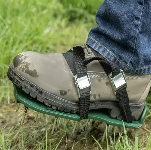 Prozračivač travnjaka s kopčom Gardlov 20704