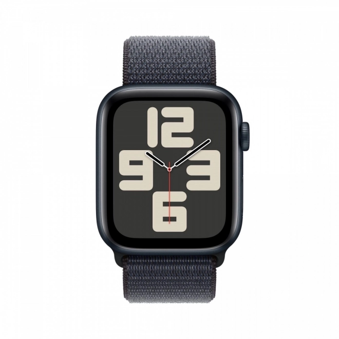 Apple Watch SE GPS sat, aluminijsko kućište 44 mm u boji noći s remenom boje tamnoplavog tinte
