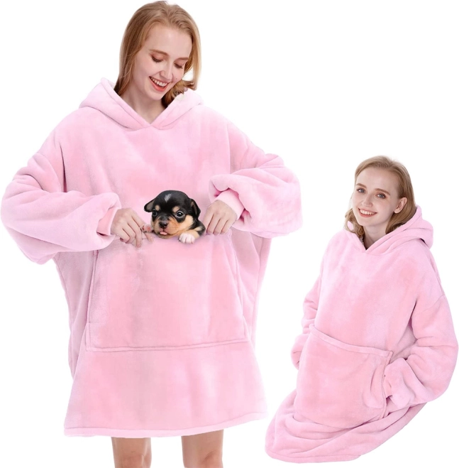 Topla oversize dekica-hoodie od flisa
