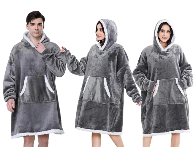 Topla oversize dukserica s kapuljačom