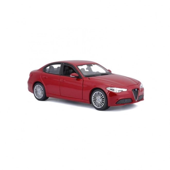 Bburago 1:24 Alfa Romeo Giulia (2016) Metalik crvena 18-21080