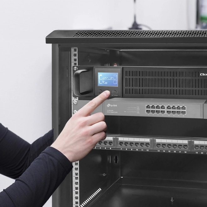Rezervni izvor UPS RACK 1kVA 800W s LCD