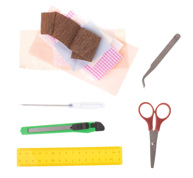 DIY set s alatima i ljepilom