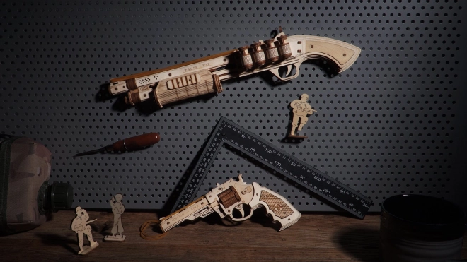 RoboTime 3D drvene mehaničke puzzle Revolver Corsac