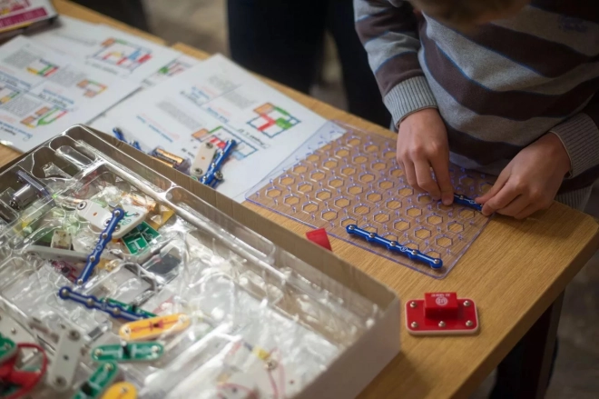 Elektronička građevna Boffin 300