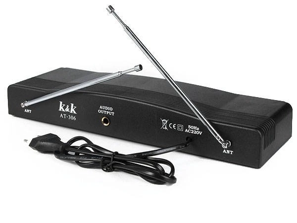Karaoke set s 2 bežična mikrofona i stanicom