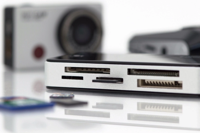 5-portni USB 3.0 SuperSpeed čitač memorijskih kartica