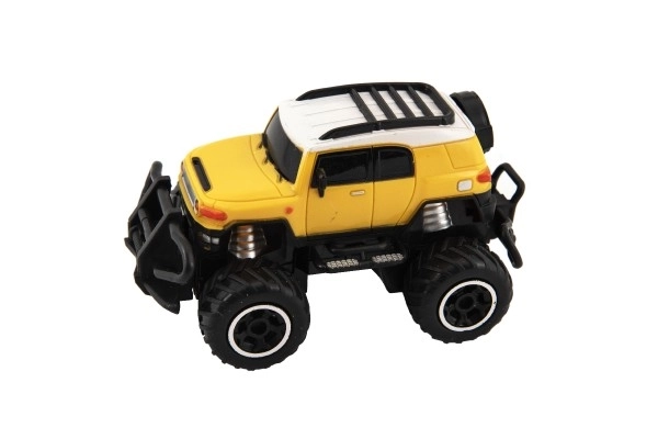 Auto RC mini SUV plast 14cm 27MHz dalj. upr. na bat. sa svj. 2 boje u kutiji 16x12x10