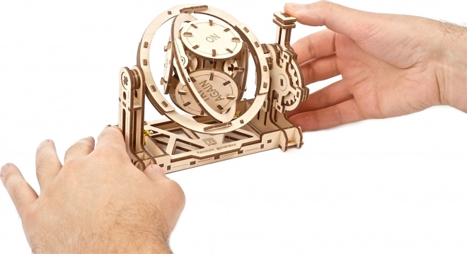 Ugears drveni 3D mehanička slagalica nasumični generator
