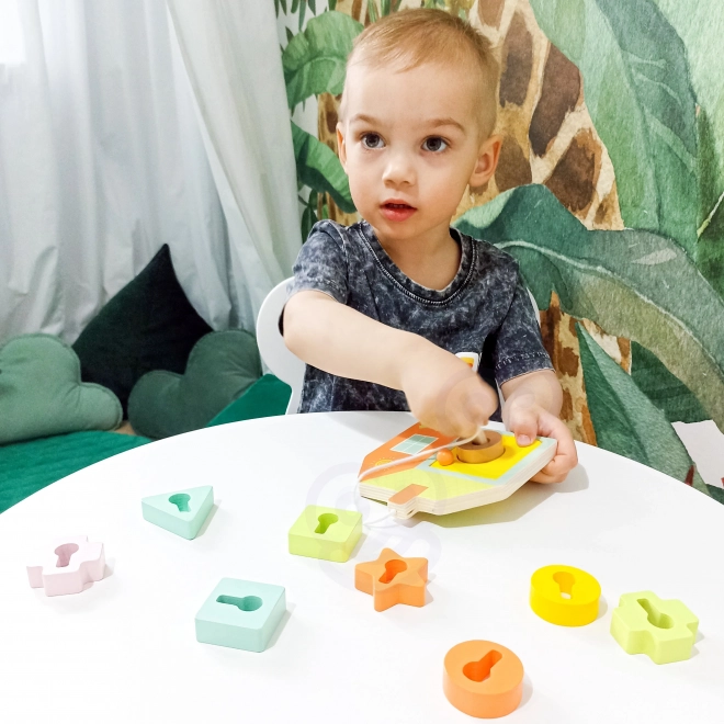 Classic World Montessori drvena igračka ključevi i vrata 11 kom