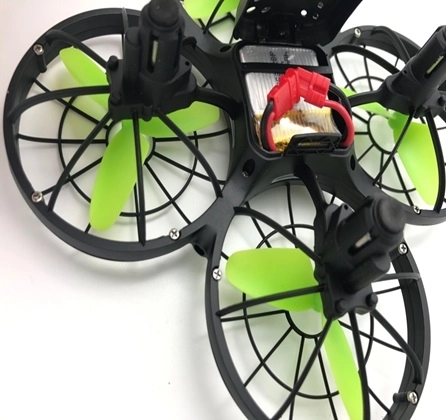 Syma crni RC Dron X26