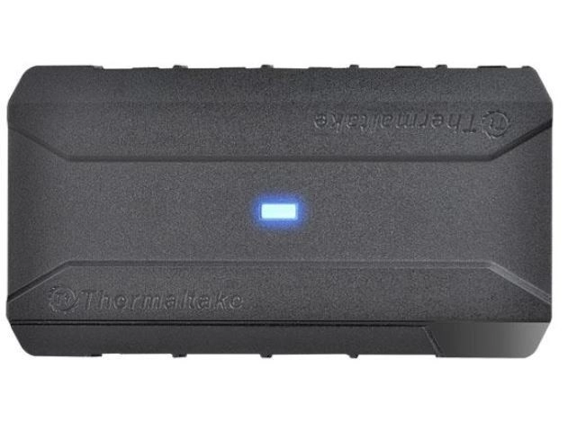 koncentrator Thermaltake Commander FP pro ventilatore PWM s 10 priključaka