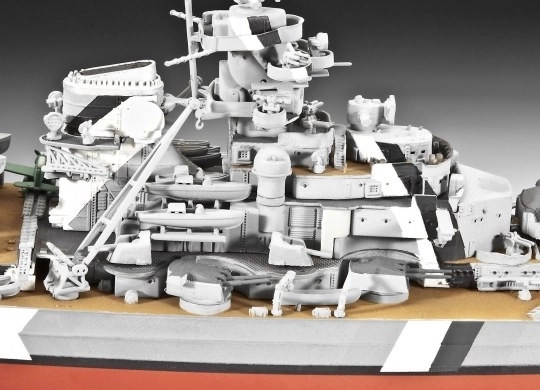 Plastični model ratnog broda Bismarck