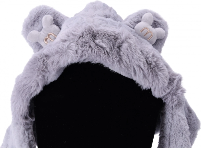 Sladak izgled s životinjskim ušima