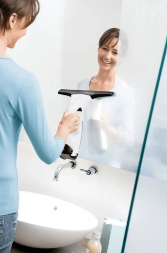 Brzo sušenje ogledala i tuševa