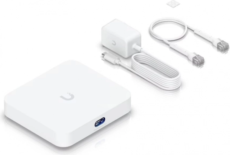 Kompaktno i elegantno kućište