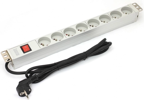 PDU produžna letva za 19" rack, 8× Tip E, 1,8 m, Schuko, prekidač, aluminijska