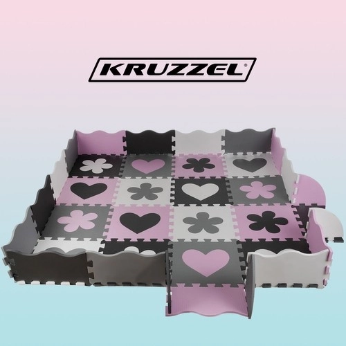 Kontrastne ružičaste pjenaste puzzle sa srčekima i cvjetićima