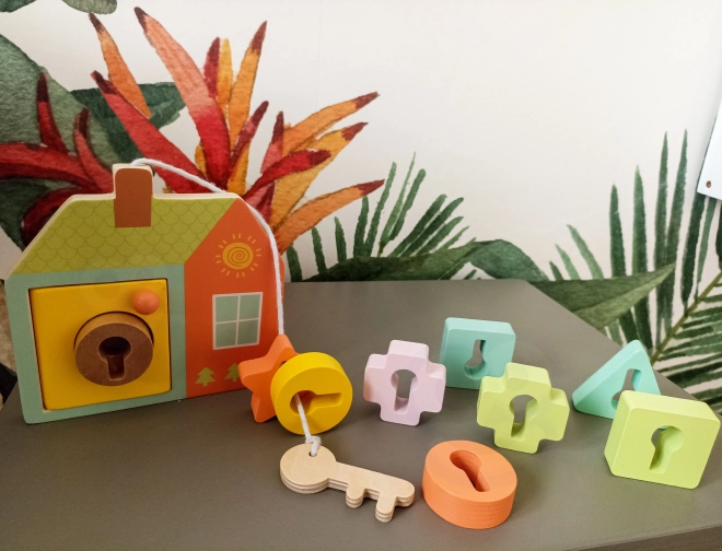 Classic World Montessori drvena igračka ključevi i vrata 11 kom
