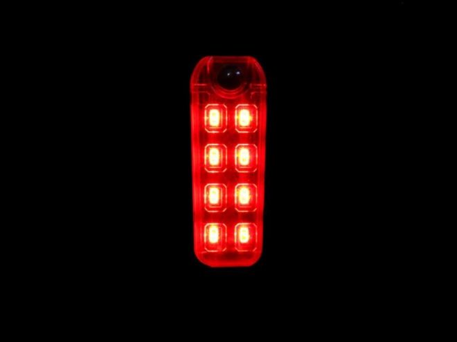 Stražnje LED svjetlo za bicikl s USB punjenjem