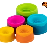 Stogljive kapice Dimpl Stack od Fat Brain