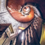 Izgubljena mjesta: spiralno stubište – puzzle 1000 dijelova RAVENSBURGER