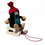 Detoa Krtko na saonicama s kapom