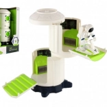 Svemirska stanica sa svjetlima i zvukovima s astronautom na baterije